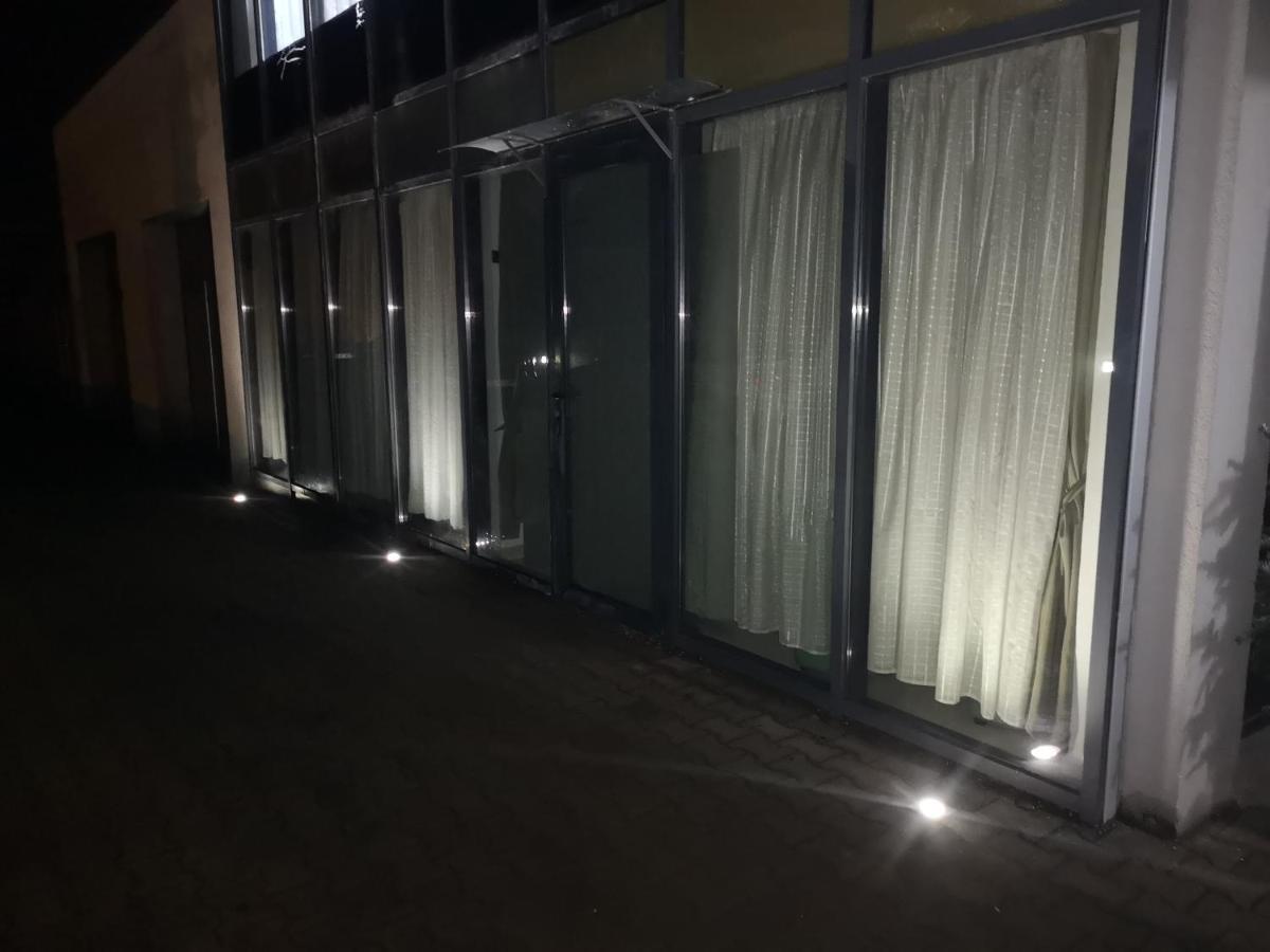 Aqua Apartman ซาตูมาเร ภายนอก รูปภาพ