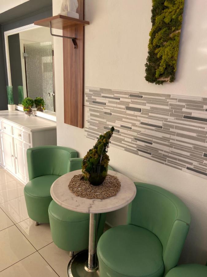 Aqua Apartman ซาตูมาเร ภายนอก รูปภาพ
